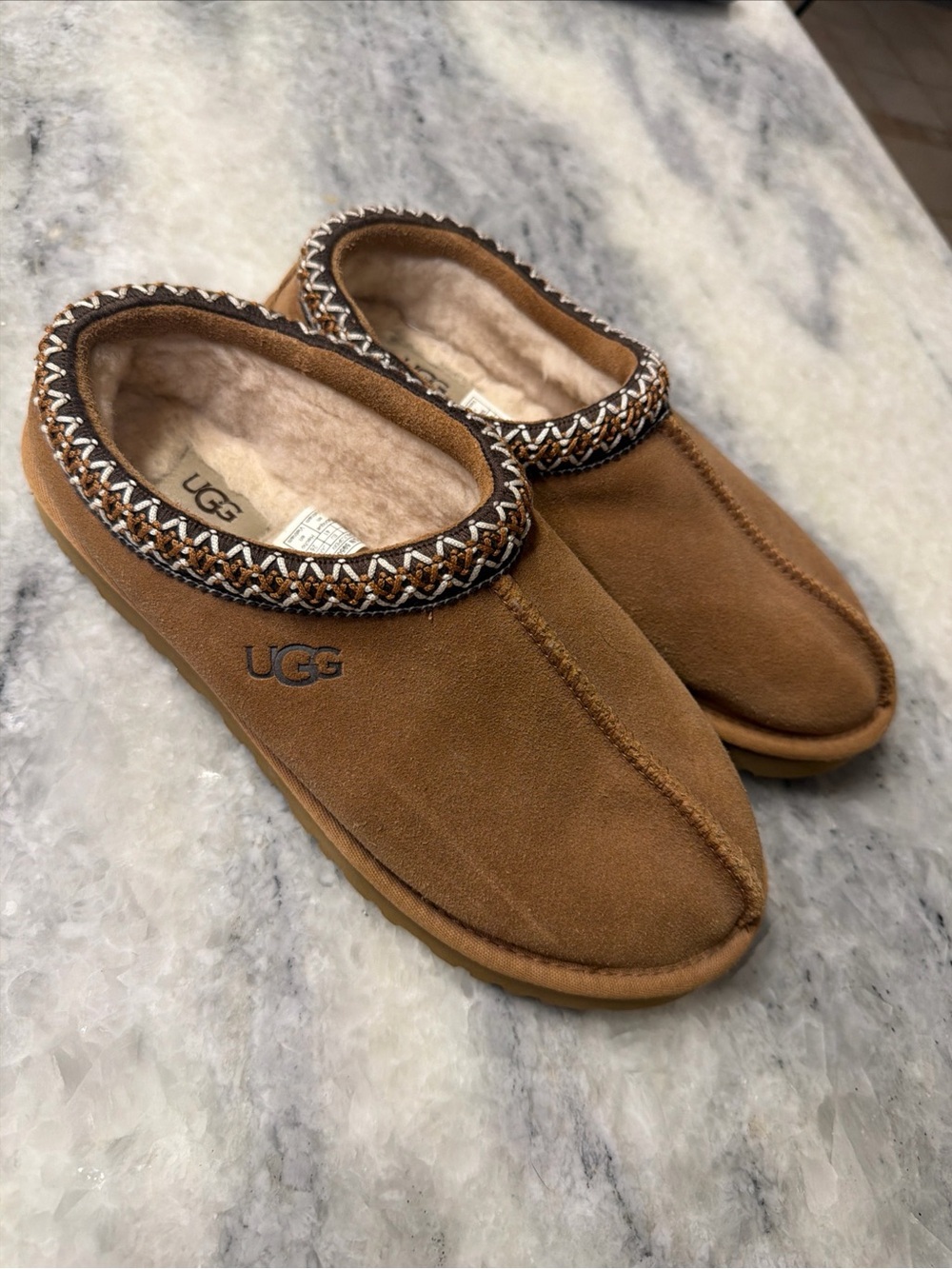 Ugg Tasman Slippers women's size 8 In chestnut